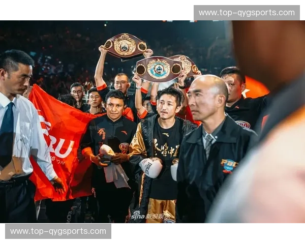 英雄谢幕与草根逆袭：邹市明vs木村翔，那一夜碎掉的不仅是金腰带